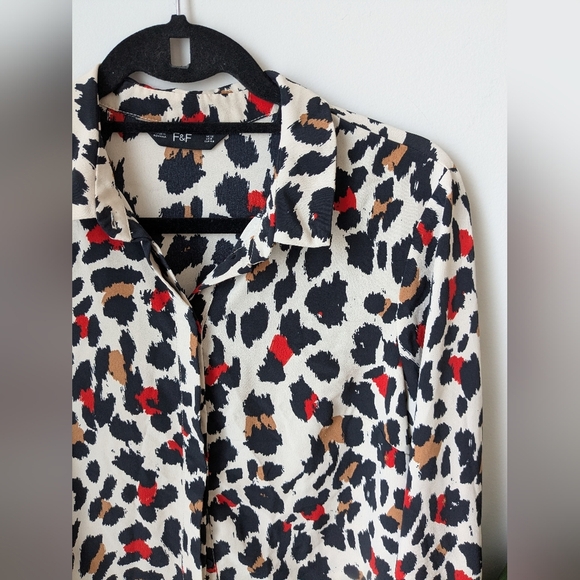 F&F Leopard Print Button-Down Blouse – Size US 8 / UK 12 / EU 40 - Picture 8 of 8